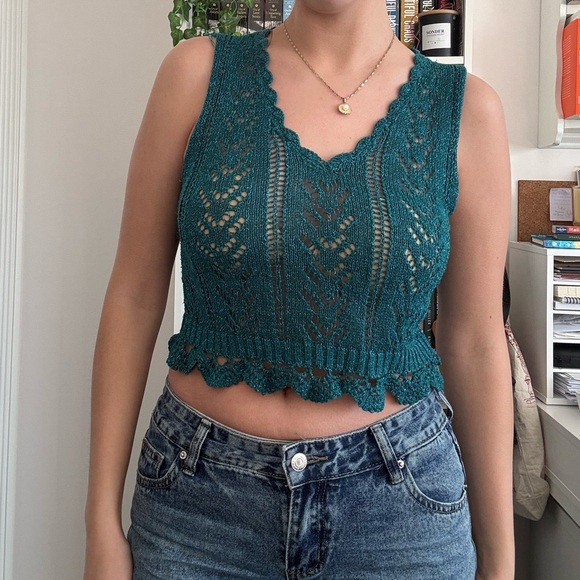 Vintage Tops - Teal crochet Sleeveless Top